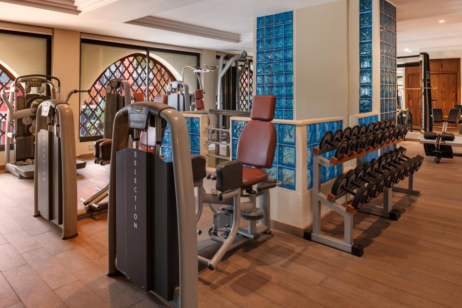Hivernage Hotel & Spa Марракеш Экстерьер фото The gym at the hotel